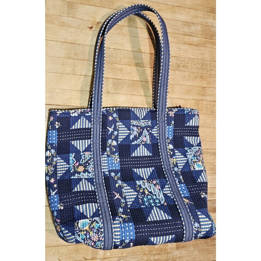 Vera Bradley PERSISTENCE PATCHWORK Vera Tote Reti… - image 3